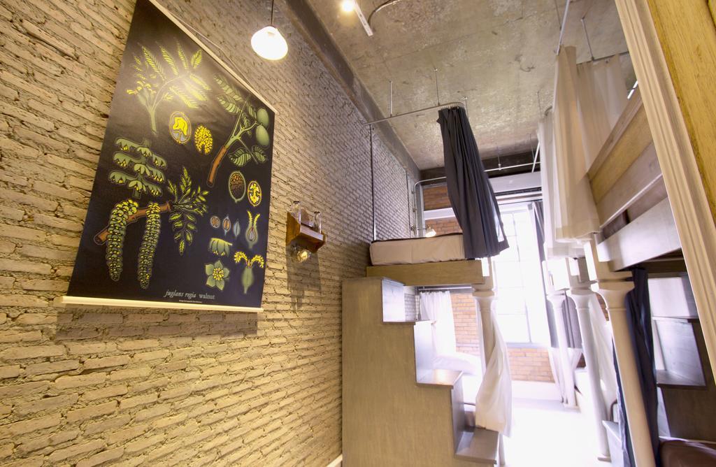 Oneday Hostel Sukhumvit 26 بانكوك الغرفة الصورة