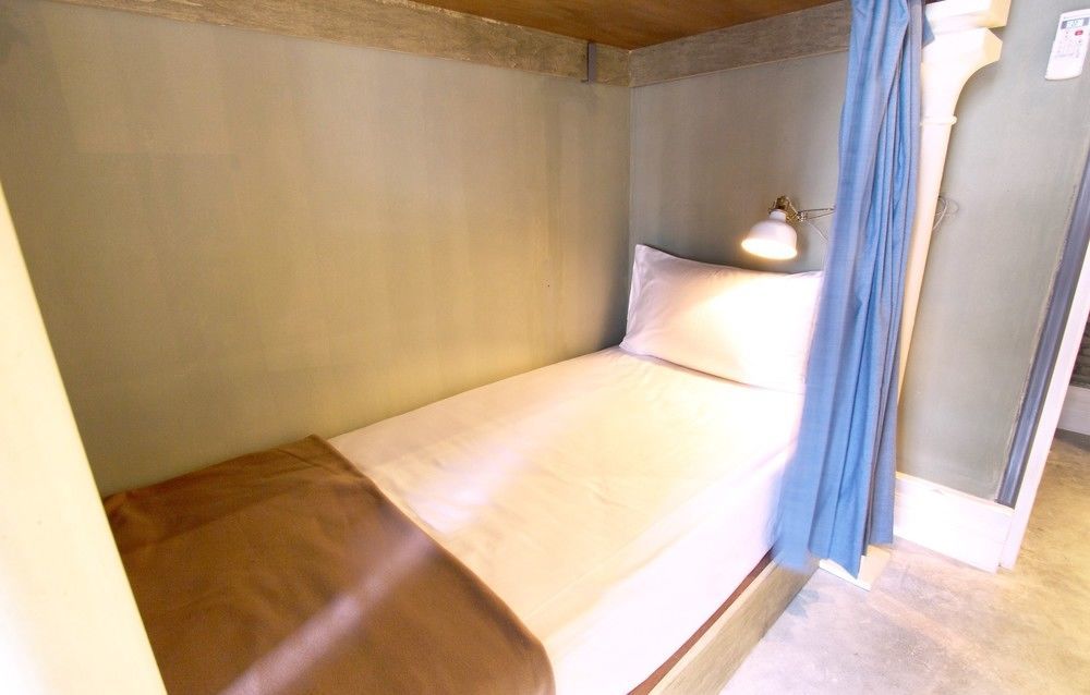 Oneday Hostel Sukhumvit 26 بانكوك المظهر الخارجي الصورة