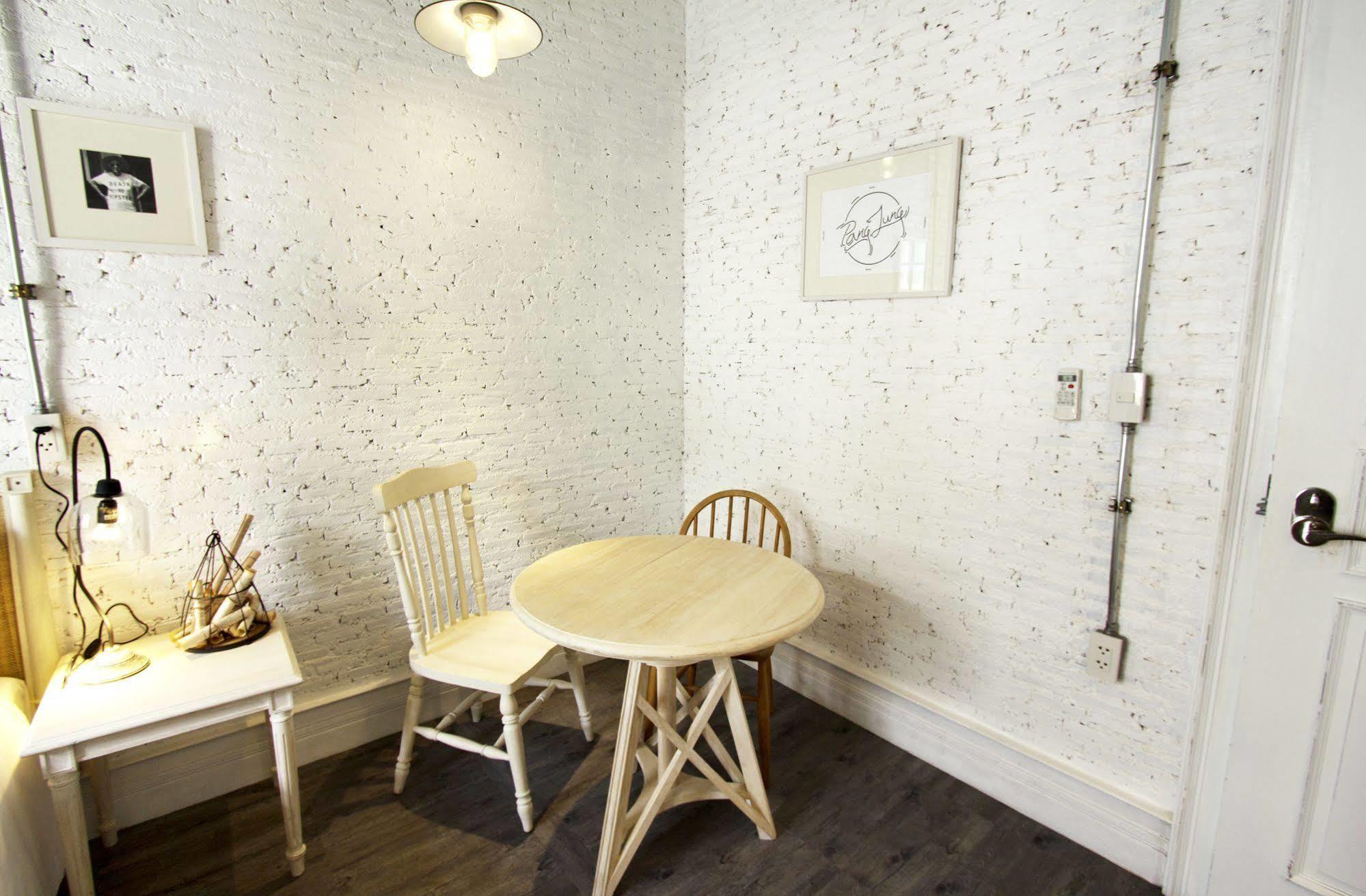 Oneday Hostel Sukhumvit 26 بانكوك المظهر الخارجي الصورة