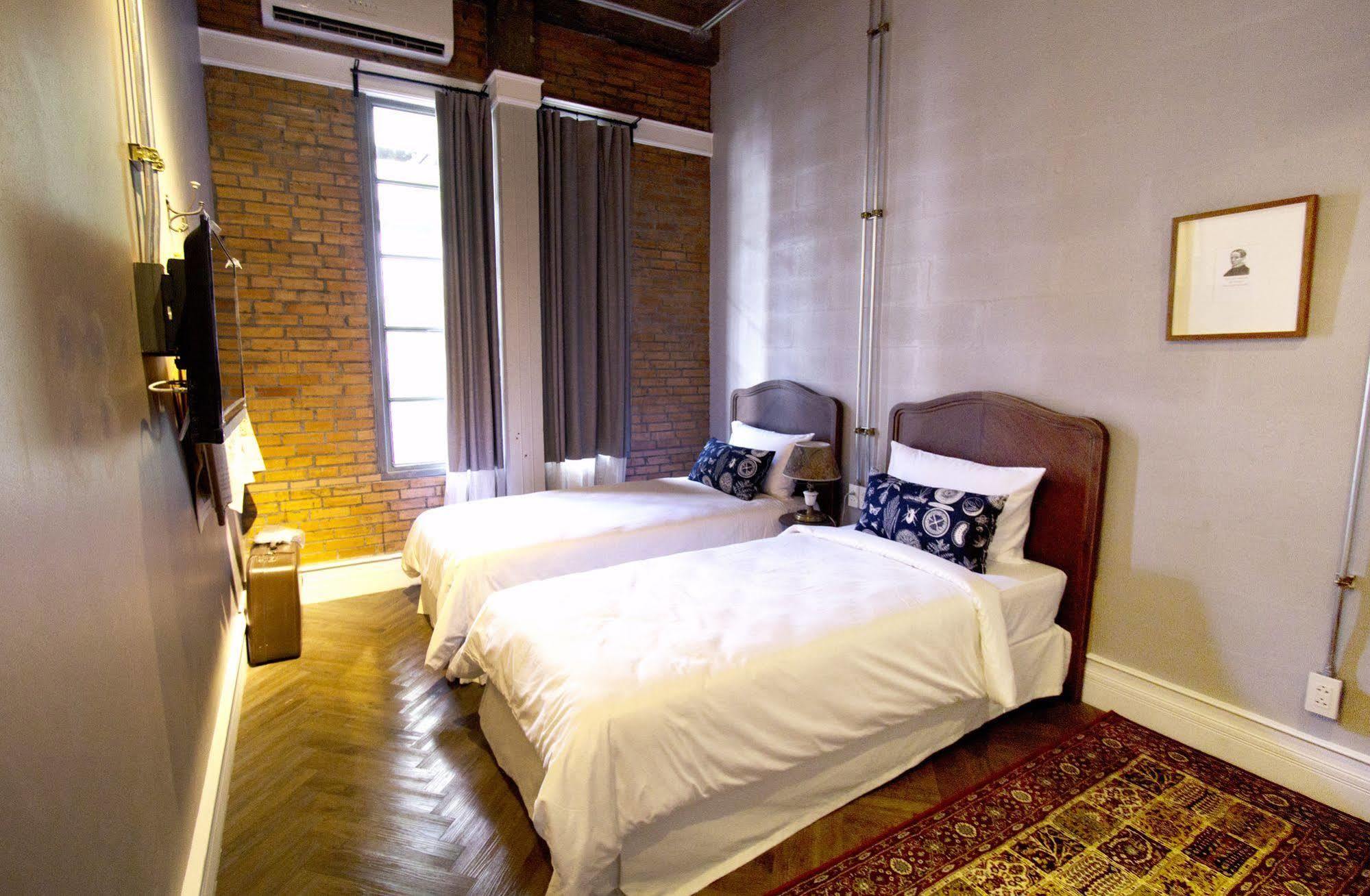 Oneday Hostel Sukhumvit 26 بانكوك المظهر الخارجي الصورة