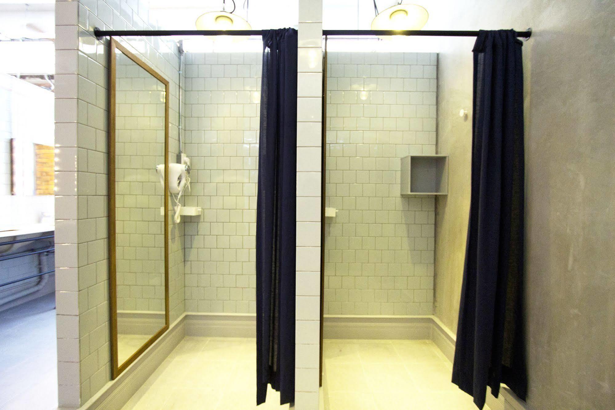 Oneday Hostel Sukhumvit 26 بانكوك المظهر الخارجي الصورة